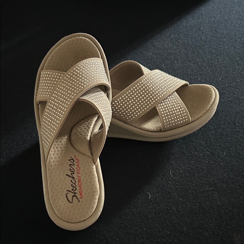 Skechers Women's Beige Slide Sandals